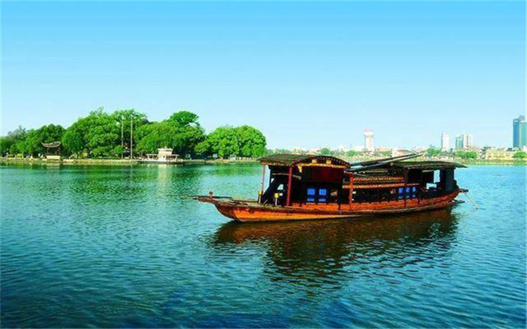 南湖紅船：中國革命從這里揚(yáng)帆啟航